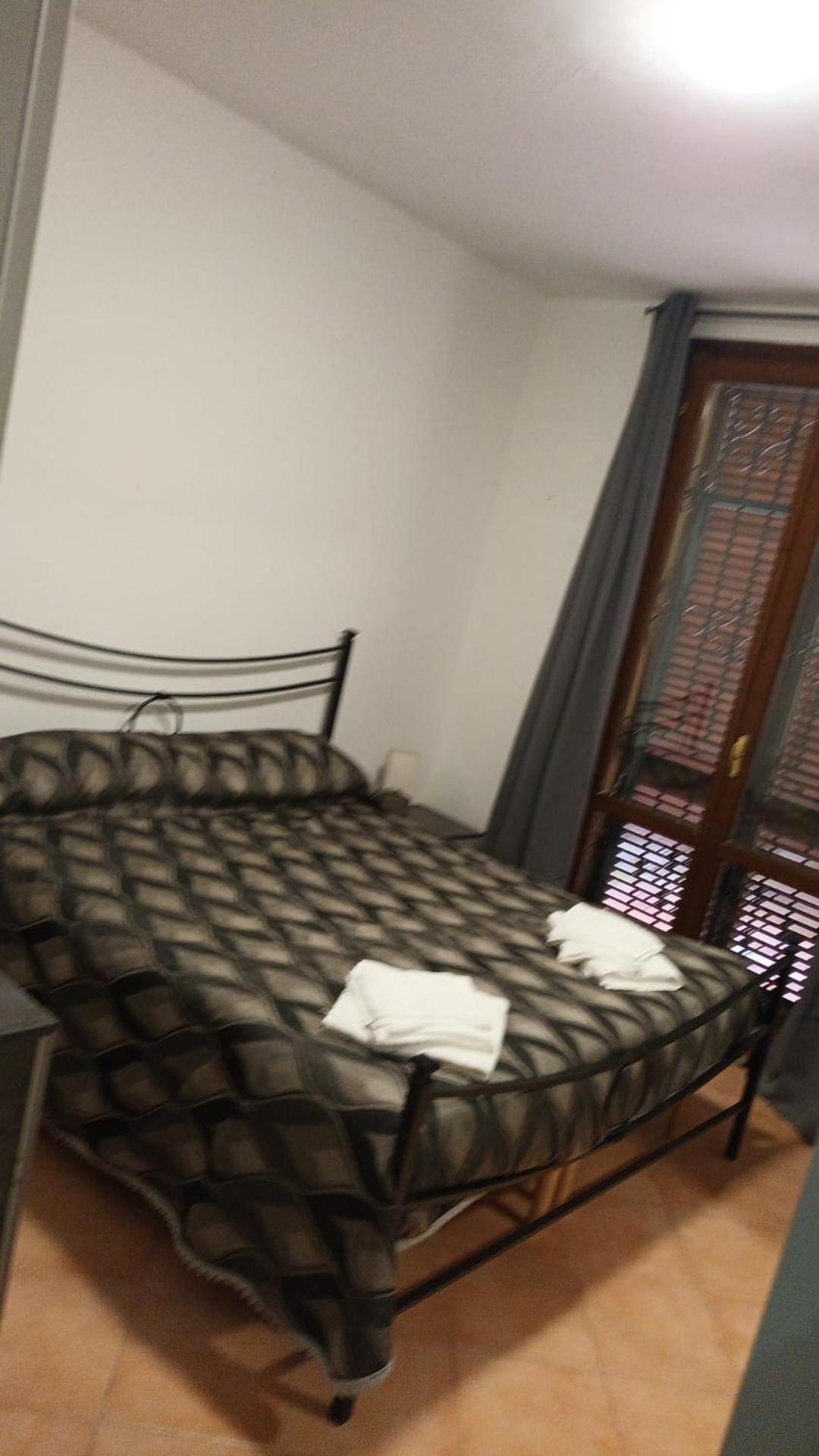 Casa N 2 Con Parcheggio Privato E Colonnina Ricarica Lägenhet Livorno Exteriör bild