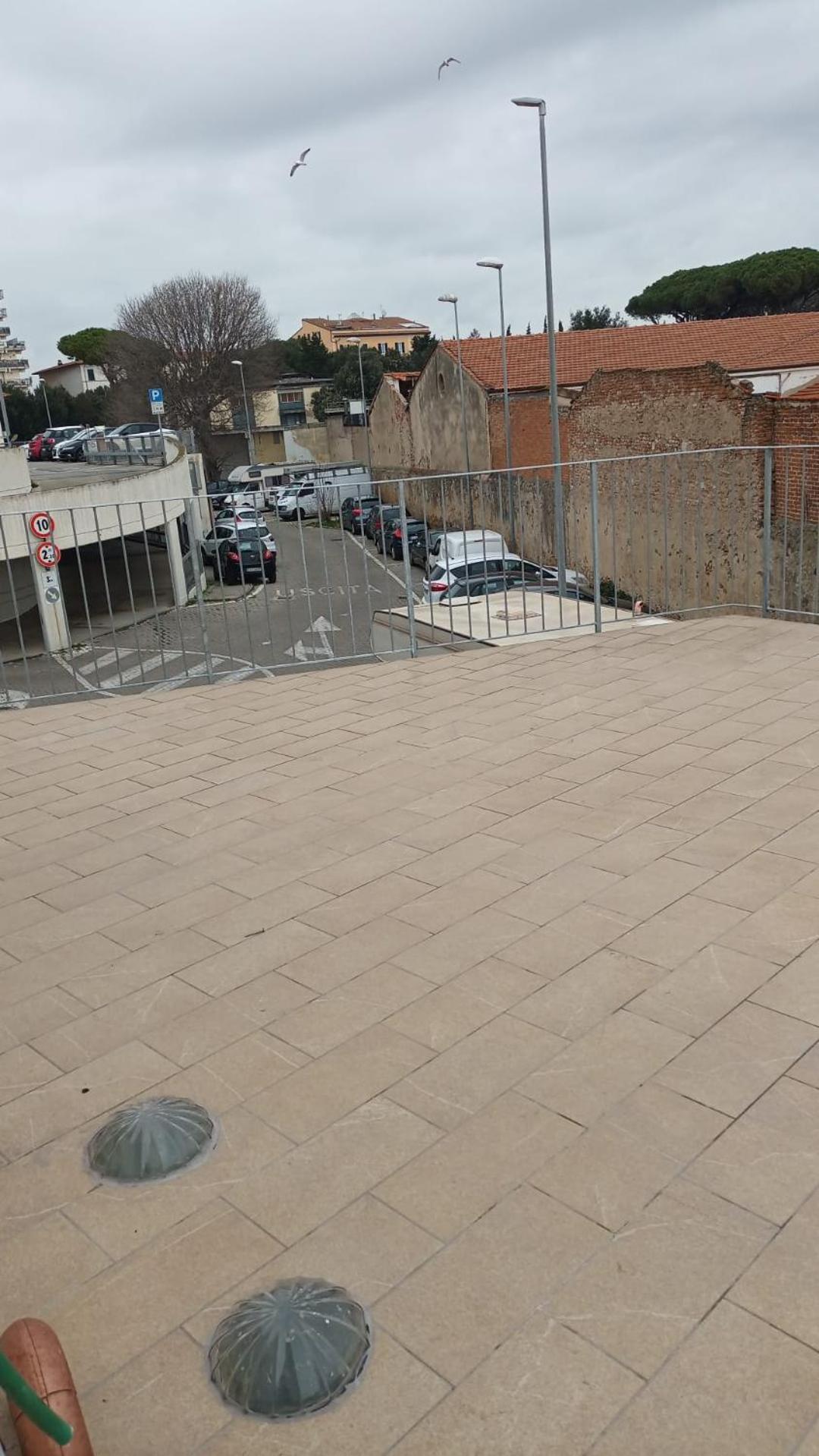 Casa N 2 Con Parcheggio Privato E Colonnina Ricarica Lägenhet Livorno Exteriör bild